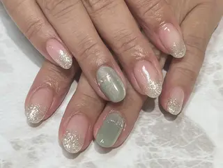 ネイル 志形 彩音のネイルデザイン