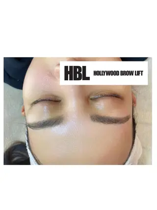 アイブロウ 多摩境ViVi chinamiのエステ・リラクイメージ