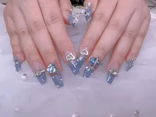 ネイル UMI ネイルサロン新宿🎀のネイルデザイン