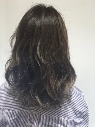 セミロング カラー ヘアアレンジ fukuyasu rikaのネイルデザイン