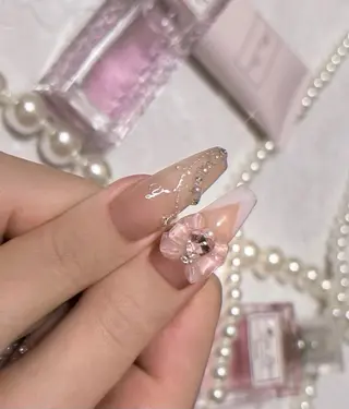 ネイル I-nailロング /ワンホン/キラキラのネイルデザイン