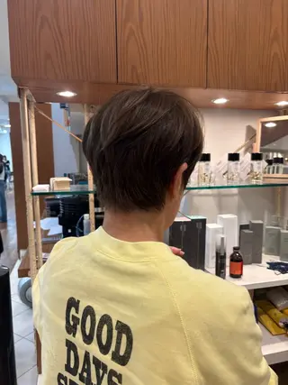 ショート 柿坂 華のヘアスタイル