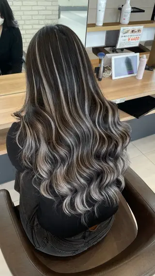 苗村 梨愛のヘアスタイル