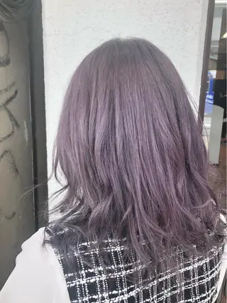 カラー ダブルスキルエクステ /羽エクステ白石宇由のヘアスタイル