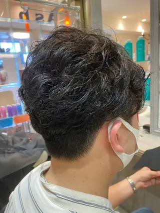 パーマ メンズ 似合う髪型が 分からない方へのヘアスタイル