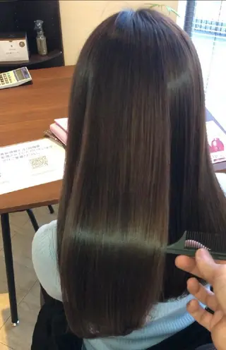 セミロング カラー 髪の病院  ルーミールームのヘアスタイル