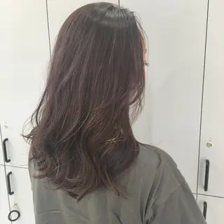 セミロング カラー 狩野 羅夢のヘアスタイル