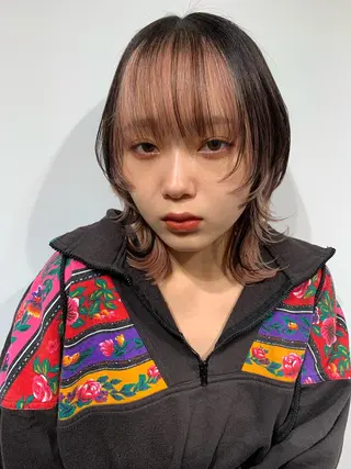 ミディアム ブリーチ/ウルフ ハッシュカット/石山のヘアスタイル
