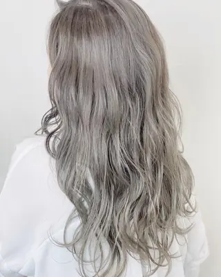 セミロング カラー 西山 雄基のヘアスタイル