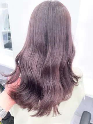 ロング カラー ハイトーン×レイヤー カットTAKUMIのヘアスタイル