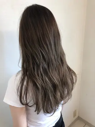 ロング 美髪矯正・レイヤー 倉友哉のヘアスタイル
