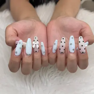 ネイル 💖𝓜𝓲𝓸 /6月予約受付中💖のネイルデザイン