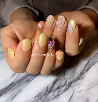 ネイル ﾈｲﾙﾙｰﾑﾘｯｶ 𝐦𝐚𝐲𝐮のネイルデザイン