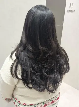 ロング カラー salowin所属・吉ヶ別符 亮祐のヘアスタイル