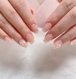 ネイル Liora nail所属・Liora （リオラ)のネイルデザイン