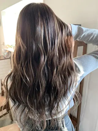 ロング yoshihara yuukiのヘアスタイル