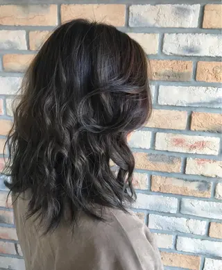 ミディアム カラー ヘアアレンジ 烏山 達也のヘアスタイル
