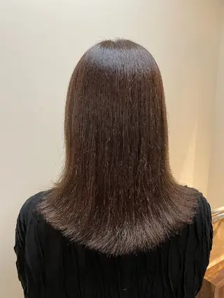 セミロング カラー 秋草 海斗のヘアスタイル