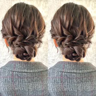 セミロング ヘアアレンジ ヘアメ🎀推しカラー 🥣横浜/しほ🧸のヘアスタイル