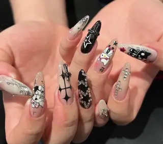 ネイル エリ🫧 nail池袋東口のネイルデザイン