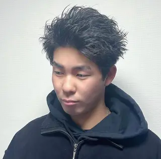 ショート パーマ メンズ 音頭 津田沼 ニュアンス,フェザーのヘアスタイル