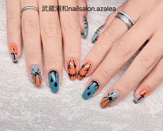 ネイル R inのネイルデザイン