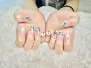 ネイル FILL nail SHIORIのネイルデザイン