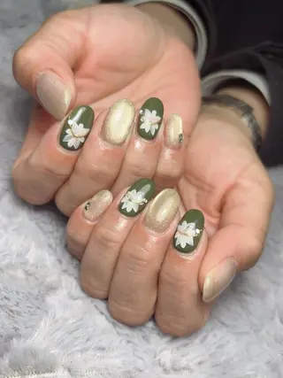 ネイル No8 NAGIのネイルデザイン