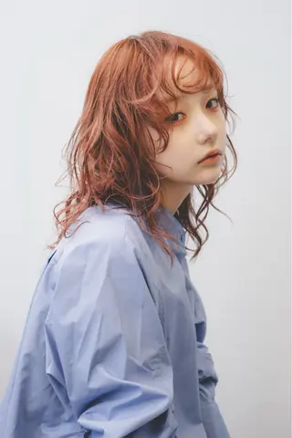 カラー パーマ 塔尾 真那のヘアスタイル