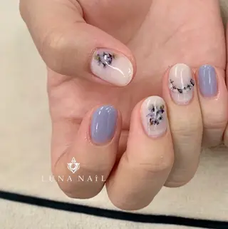 ネイル アトリエ　ミモザ所属・いまむら あかりのネイルデザイン