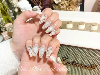 ネイル One Plus Nail Salonのネイルデザイン