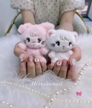 ネイル Hermine Nailのネイルデザイン