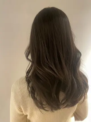 セミロング カラー 柔らかレイヤー× 透け感カラー/SUのヘアスタイル