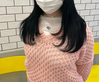 ロング MIFA レイヤー／パーマのヘアスタイル