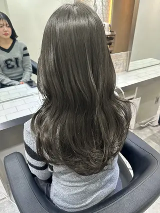 セミロング カラー ミディアムレイヤー 添田晃基のヘアスタイル