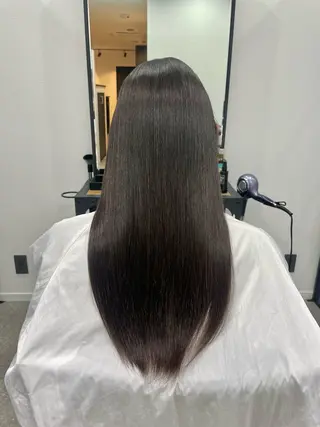 岸田 瑠美のヘアスタイル