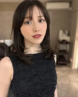 ミディアム 髪質改善✨艶髪✨ レイヤーカット 田畑のヘアスタイル
