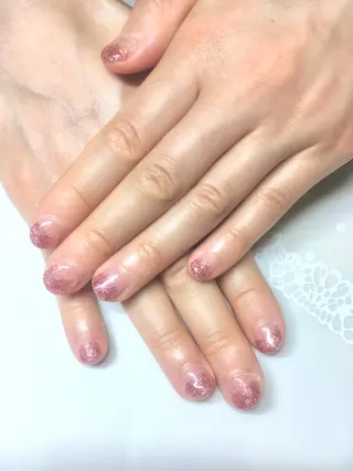 ネイル 新宿ネイルサロン ジェミディローサのネイルデザイン