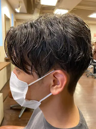 パーマ メンズ liL  hair サトウリョウタのヘアスタイル