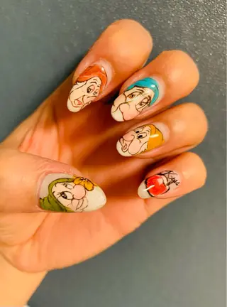 ネイル SYR nail salonのネイルデザイン