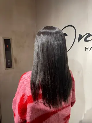 セミロング カラー 艶感/レイヤーカット 🌐Taketoのヘアスタイル