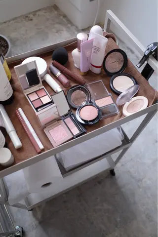 tukka soin KOBE所属・NAGI ヘアメイクのヘアスタイル