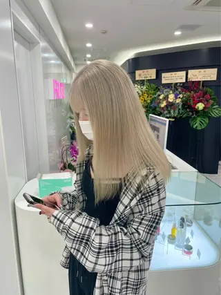 セミロング カラー 渋谷人気1位✨カラー 縮毛、髪質改善のヘアスタイル
