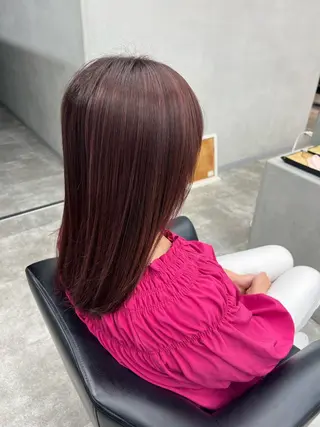 セミロング カラー 畑中 咲穂のヘアスタイル