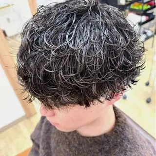 パーマ メンズ 安部 真弘のヘアスタイル