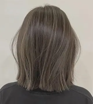 ミディアム カラー MIURA HANAKIのヘアスタイル