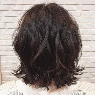 ミディアム 伊藤 さやかのヘアスタイル
