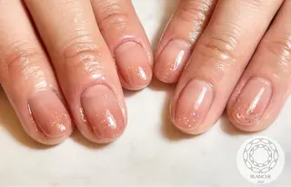 ネイル BLANCHE Nailのネイルデザイン