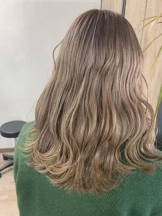 カラー 🌷かわばた めい🌷のヘアスタイル