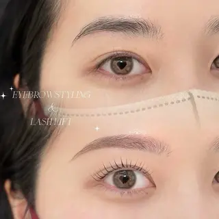 マツエク・マツパ UneFleur AYUMIの眉毛・アイブロウイメージ